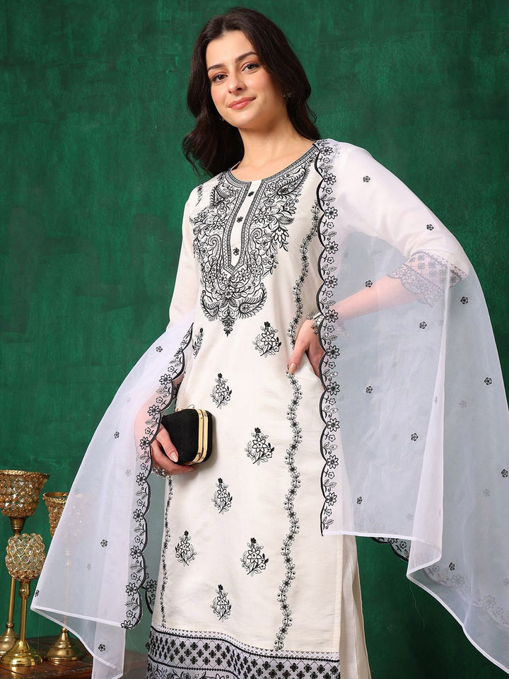 KALINI Women Embroidered Regular Thread Work Chanderi Cotton Kurta with Trousers & With Dupatta