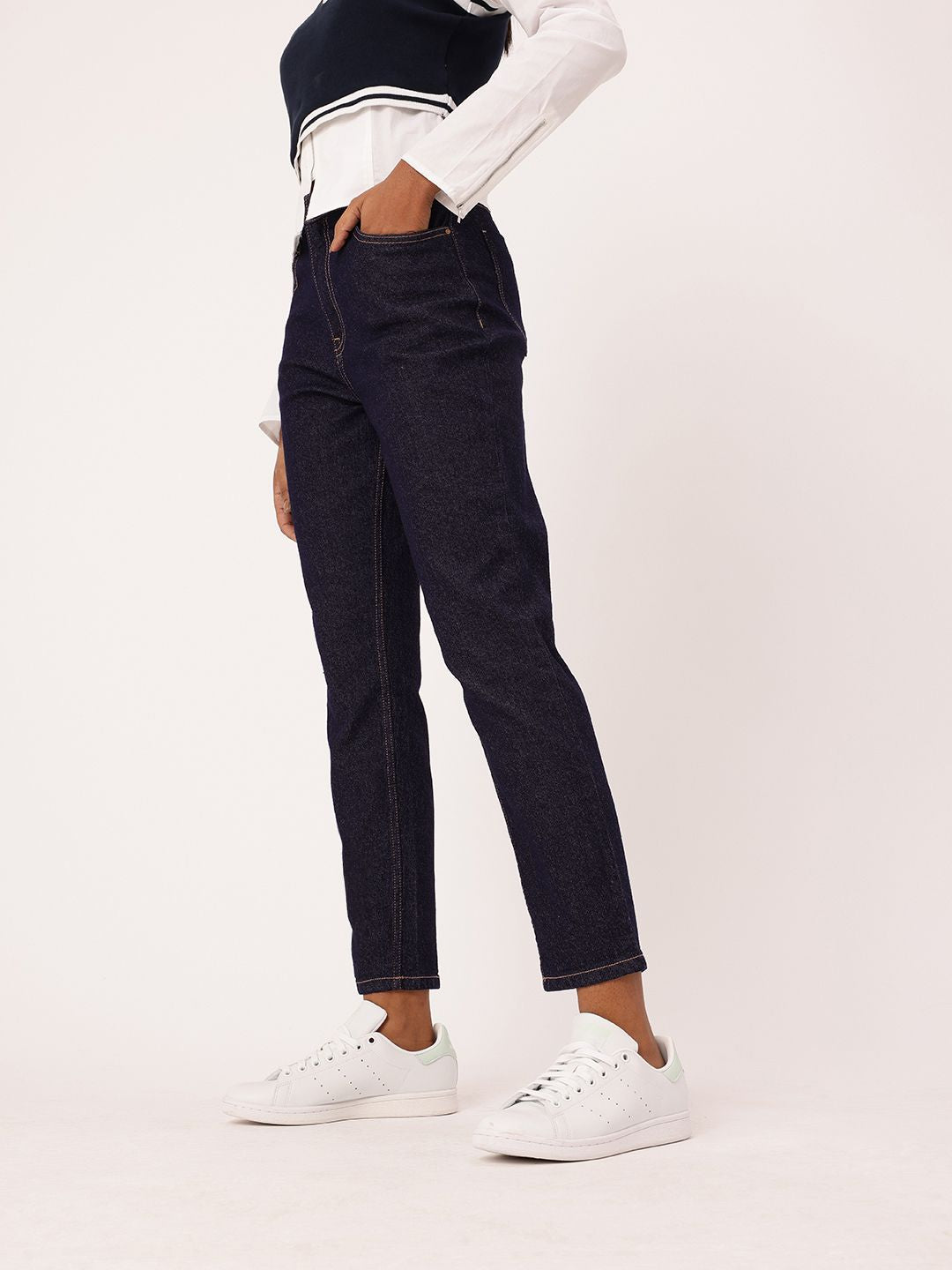 DressBerry Women Edgy Grunge Boyfriend Fit Jeans