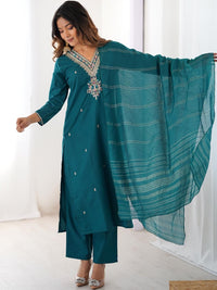 KALINI Women Floral Embroidered Regular Thread Work Kurta with Trousers & With Dupatta