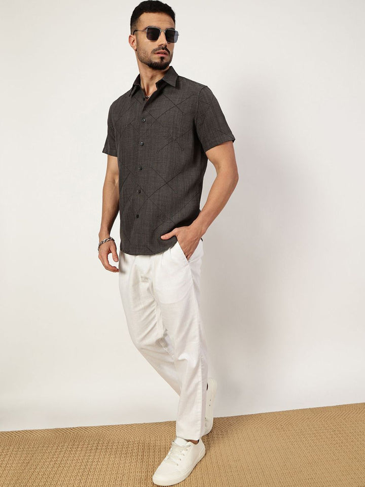 Thomas Scott Men Premium Spread Collar Checked Slim Fit Casual Shirt