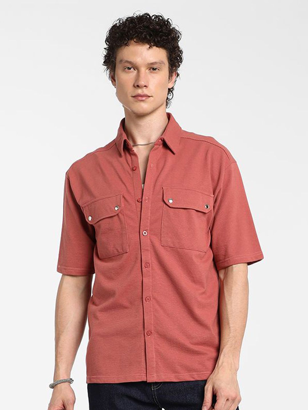 Campus Sutra Men Comfort Spread Collar Solid Cotton Casual Shirt