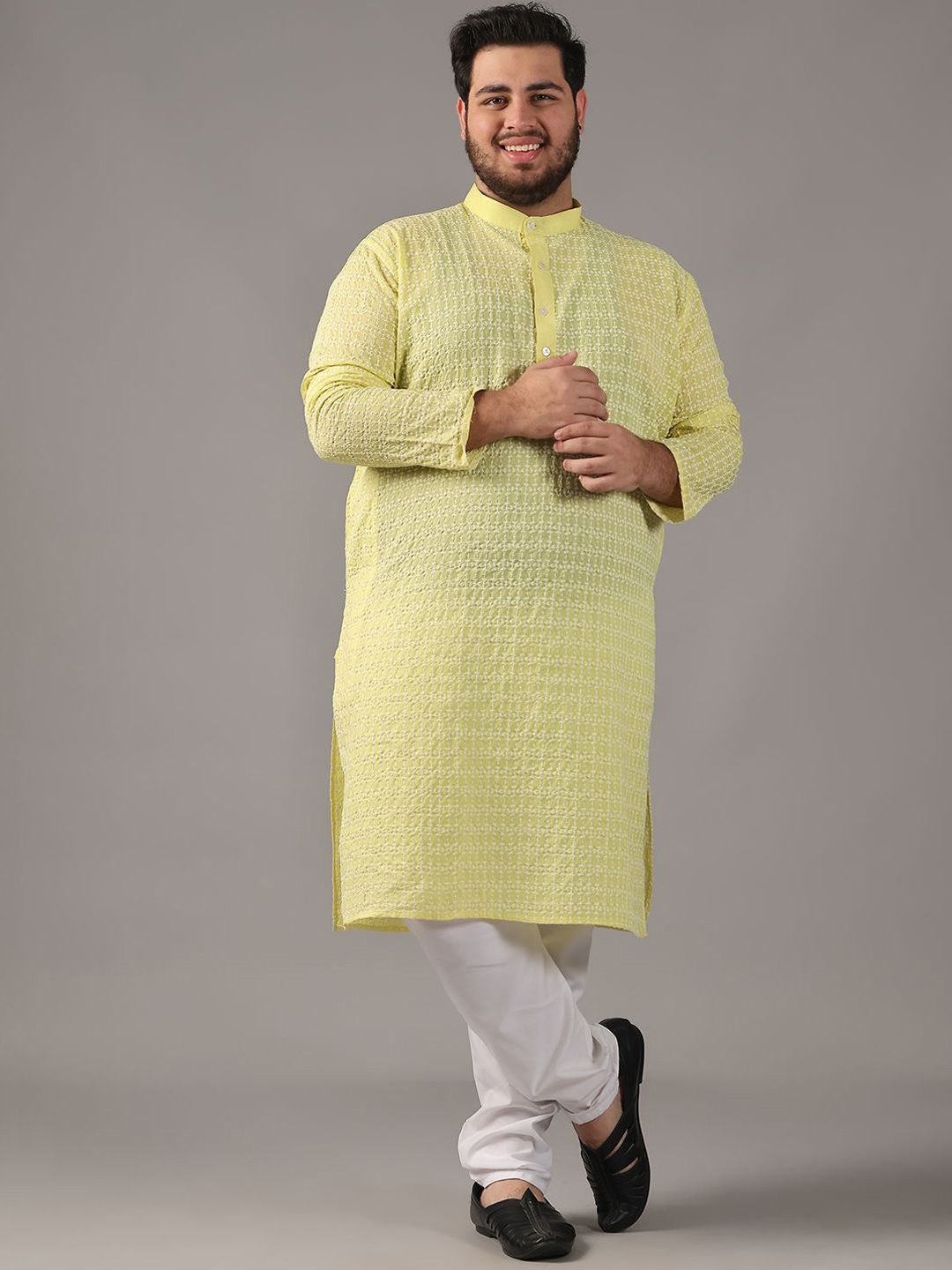 SOJANYA PLUS Size Floral Embroidered Thread Work Band Collar Pure Cotton Straight Kurta