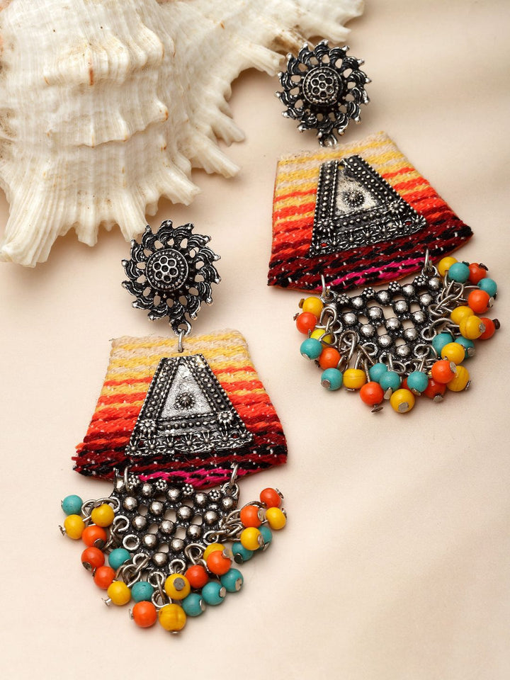 Anting-anting Drop Kontemporari Anouk