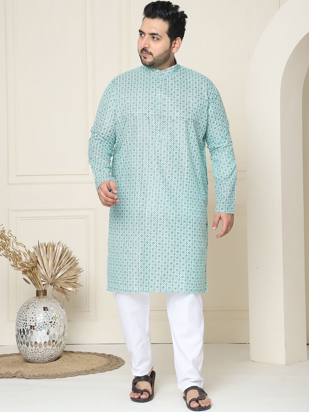SOJANYA PLUS Ethnic Motifs Band Collar Straight Kurta With Pyjamas