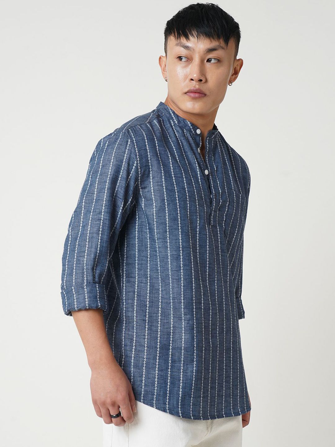 VASTRADO Striped Mandarin Collar Dobby Weave Cotton Short Kurta