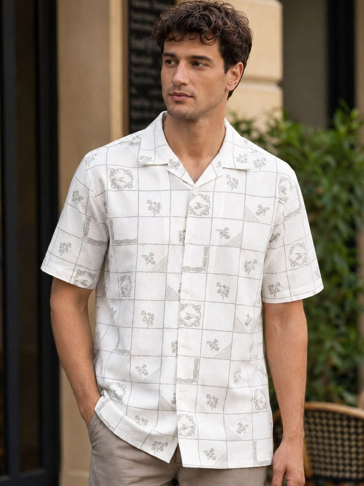 Eszett Floral Printed Short Sleeves Spread Collar Pure Cotton Regular Fit Casual Shirt