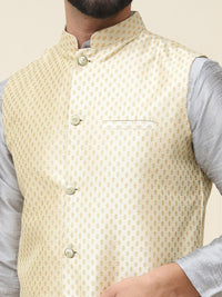 SOJANYA Mandarin Collar Kurta With Churidar & Nehru jacket