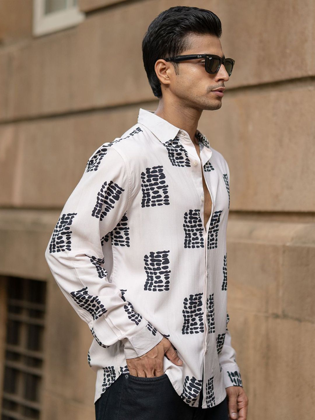 Powerlook Men Abstract Printed Spread Collar Casual Shirt