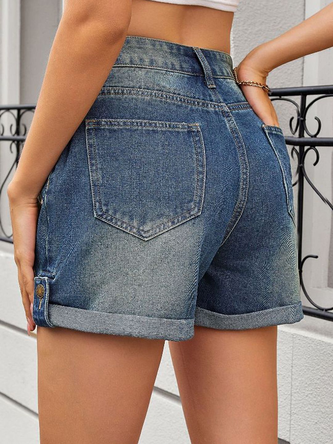 DressBerry Women Washed Slim Fit Denim Denim Shorts Technology