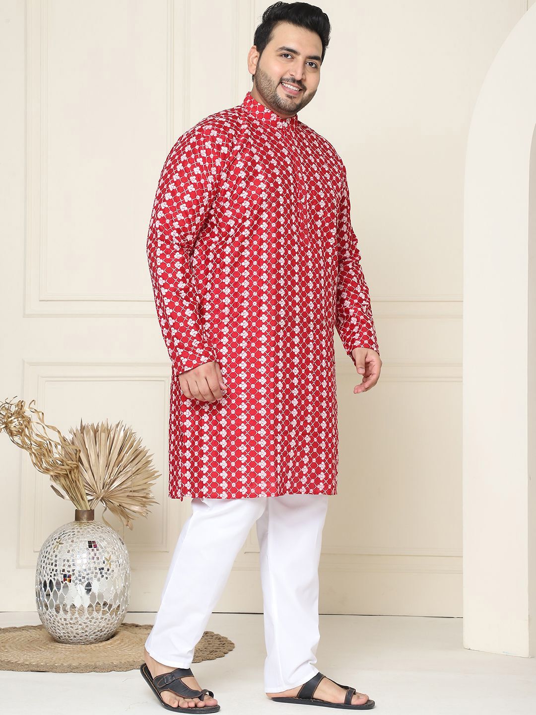 SOJANYA PLUS Motif Etnik Bersulam Kolar Jalur Kurta Lurus Dengan Piyama