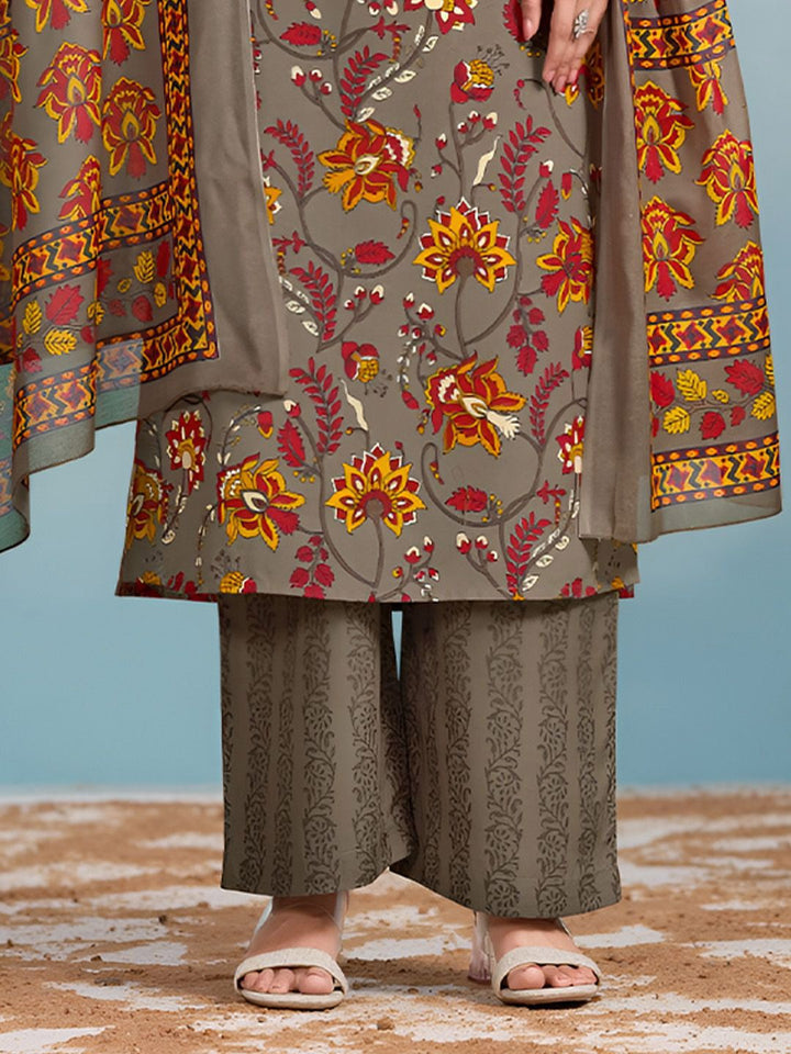 Varanga Women Ethnic Motifs Printed Regular Kurta with Trousers & With Dupatta