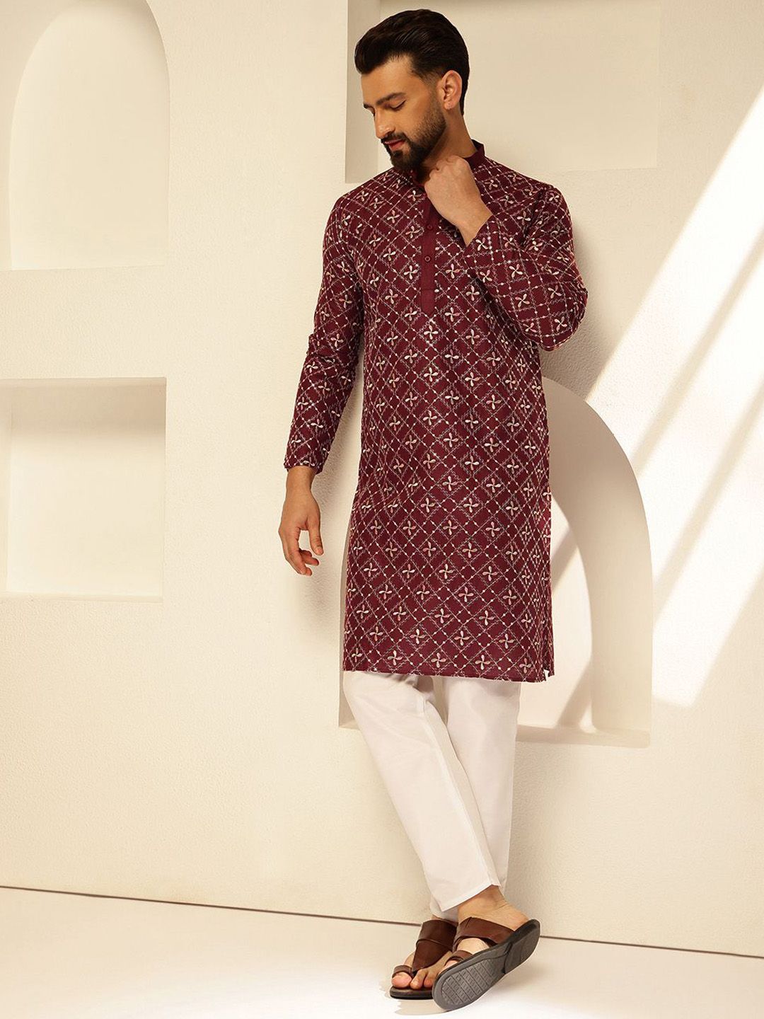 SOJANYA Floral Embroidered Mandarin Collar Thread Work Cotton Silk Straight Kurta