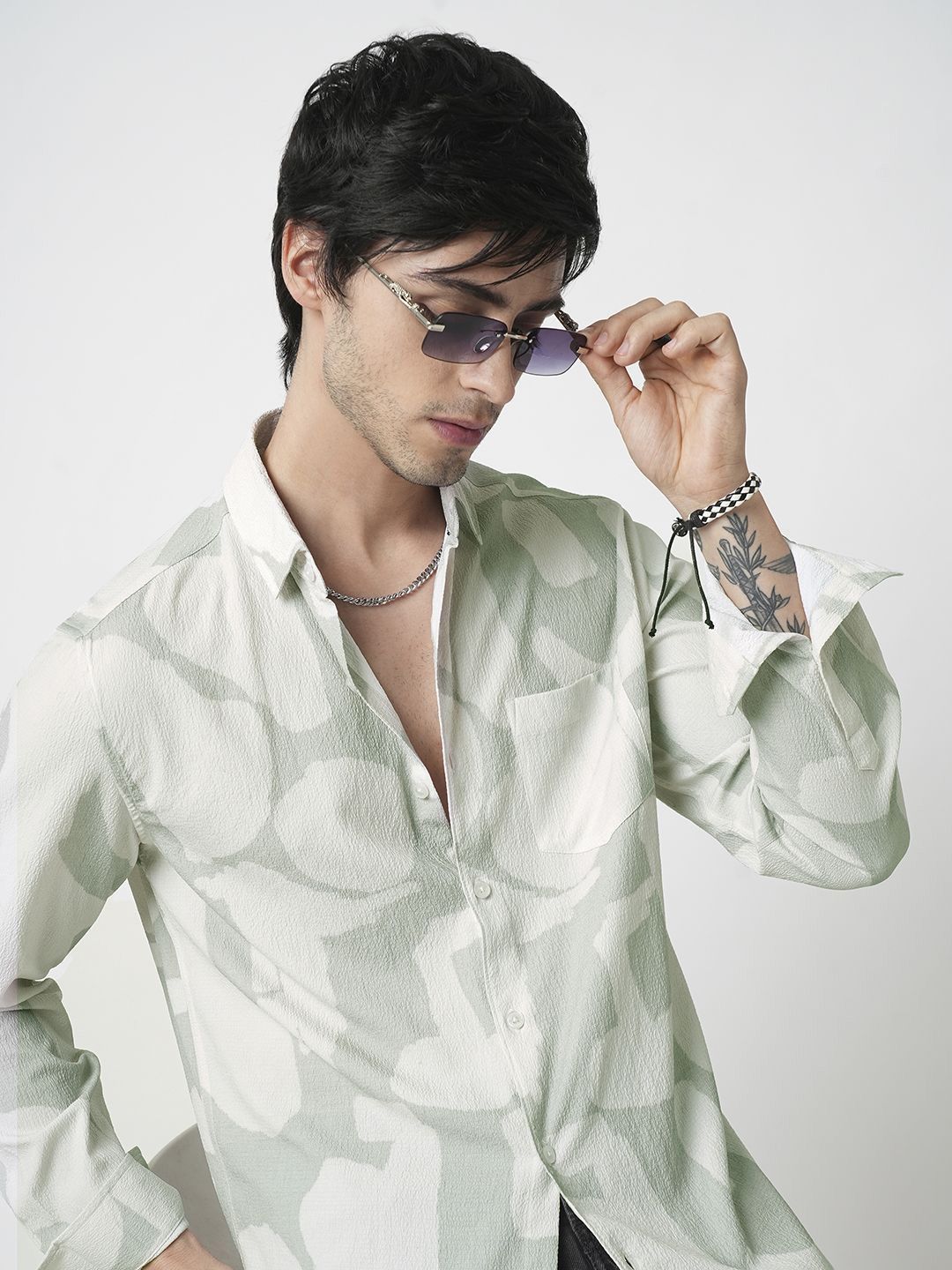 VASTRADO Men Classic Spread Collar Abstract Printed Slim Fit Casual Shirt