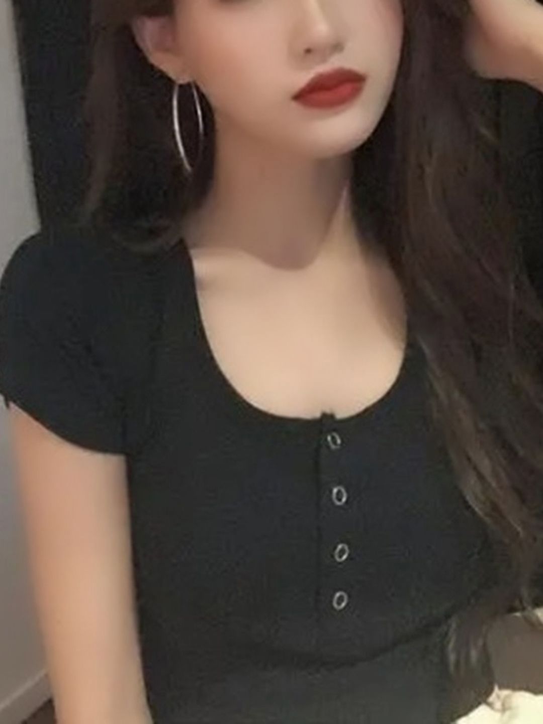 DressBerry Scoop Neck Crop T-Shirt