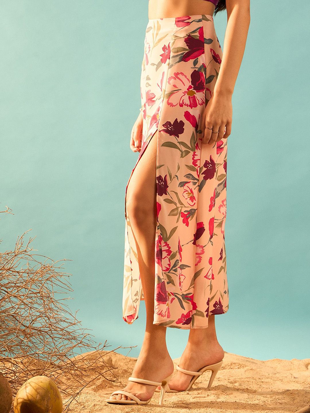 Berrylush Floral Printed High Rise A-Line Midi Skirt