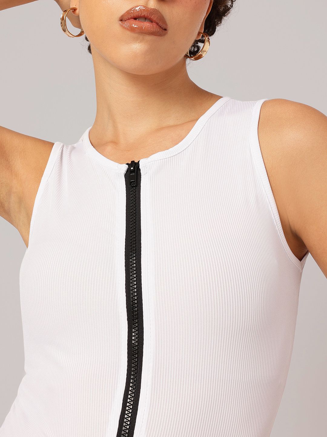 DressBerry Snowy Sleek Ribbed Bodysuit