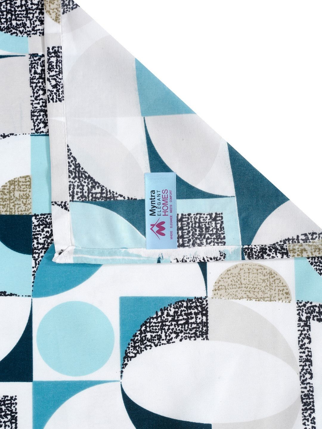Myntra Elegant Homes White & Blue Geometric 300 TC King Bedsheet with 2 Pillow Covers