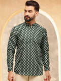 Kurta Pendek Kolar Jalur Bercetak Motif Etnik Hijau Anouk