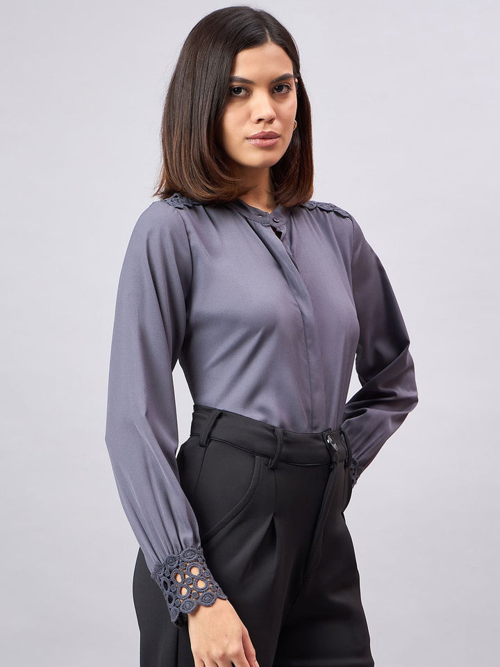 Style Quotient Women Solid Mandarin Collar Top