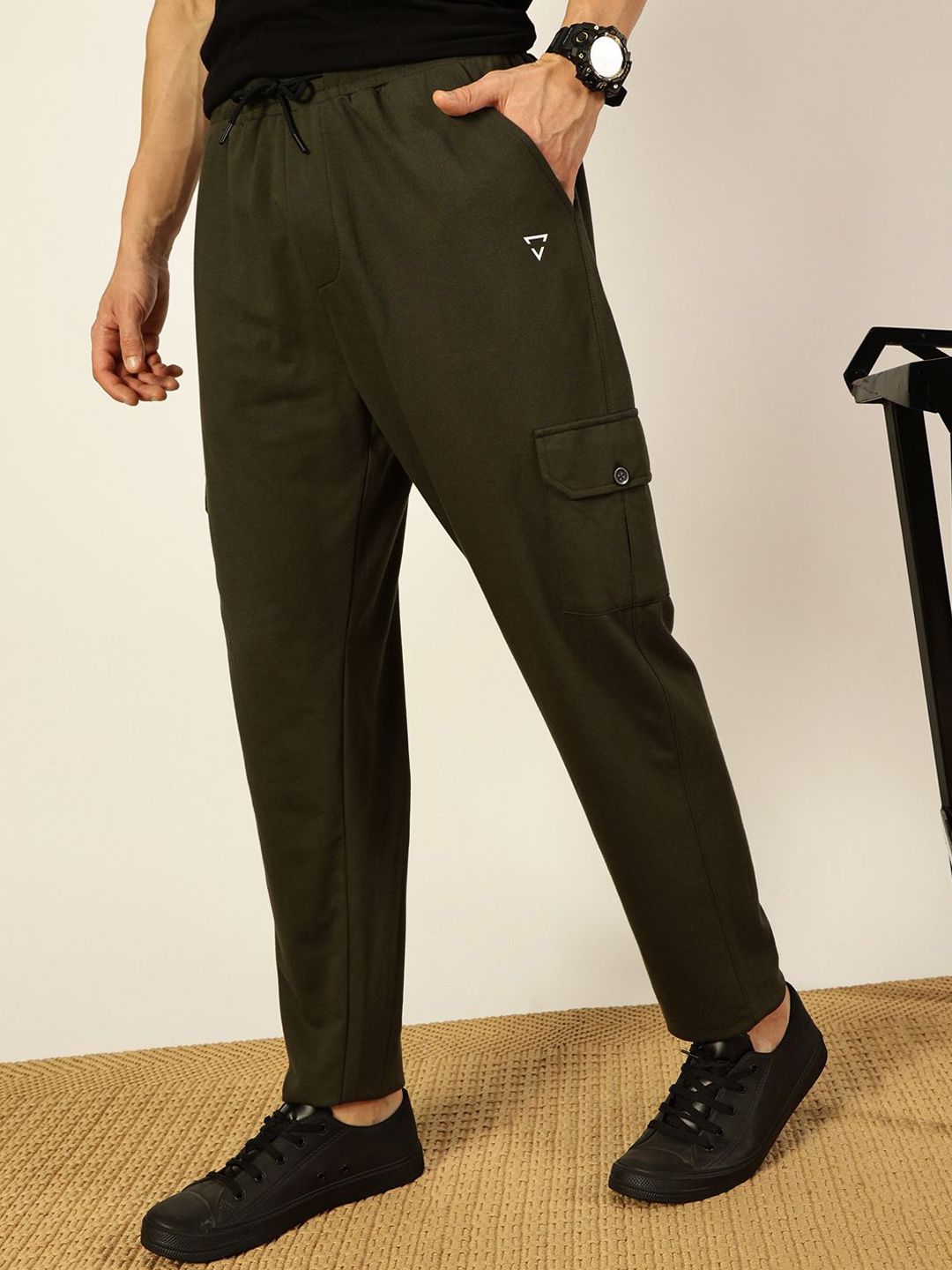 Thomas Scott Men Mid-Rise Track Pants