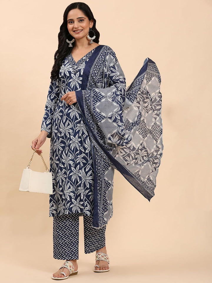 Mamicha Women Floral Printed Regular Pure Cotton Kurta with Palazzos & With Dupatta