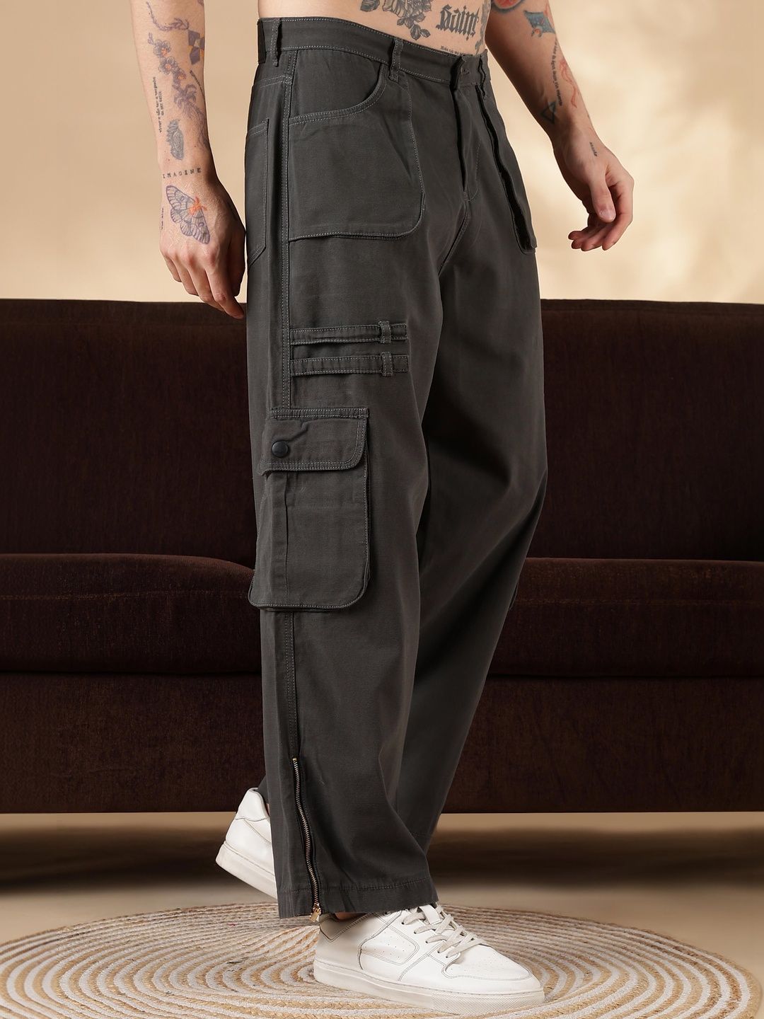 Eszett Men Easy Wash Cargos Seluar