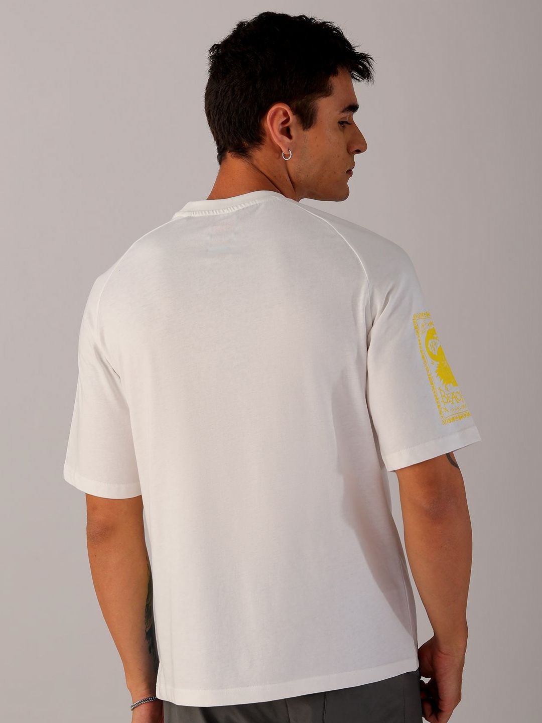 The Indian Garage Co Men Graphic Printed Round Neck Cotton Oversized T-Shirt