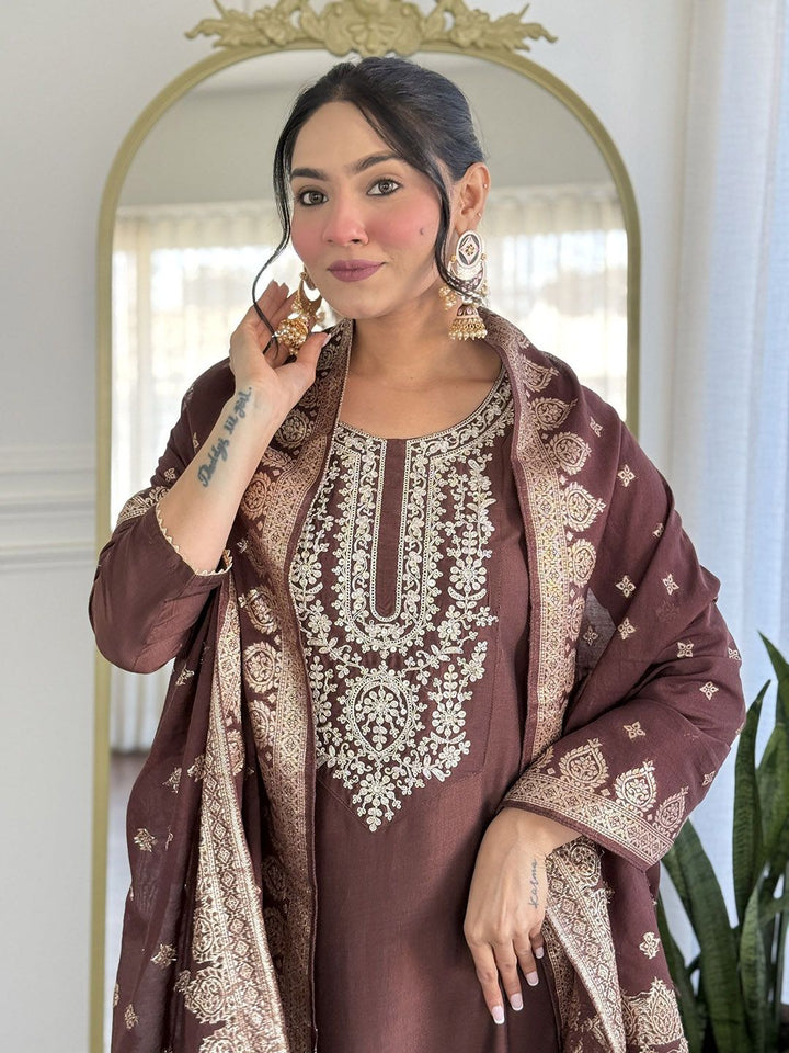 KALINI Women Ethnic Motifs Embroidered Thread Work Pure Silk Kurta Set With Dupatta