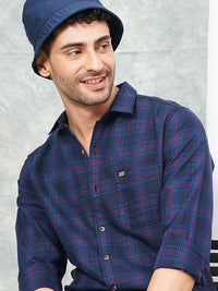 The Indian Garage Co Men Navy Blue  Red Slim Fit Checked Casual Shirt