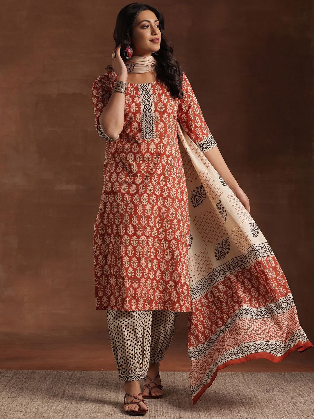 Libas Floral Printed Straight Kurta With Salwar And Dupatta