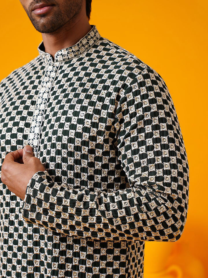 SOJANYA Benang Kolar Mandarin Bersulam Geometrik Bekerja Kurta Lurus
