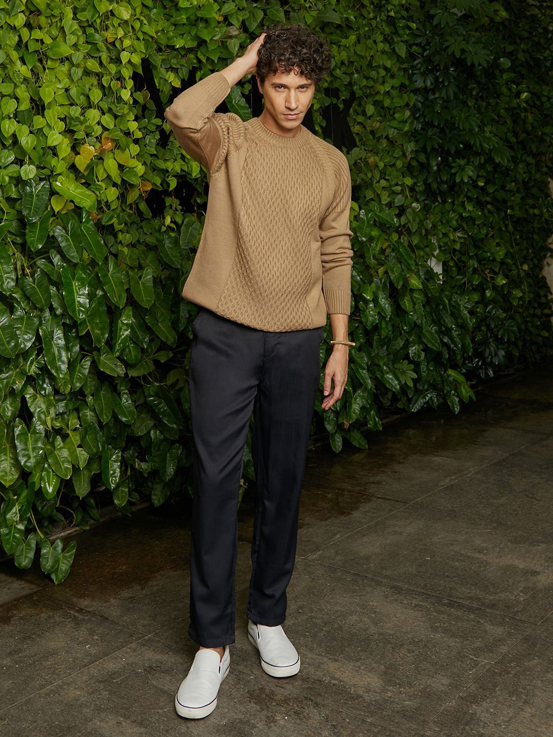 Campus Sutra Men Camel Hive-Knit Pullover Sweater