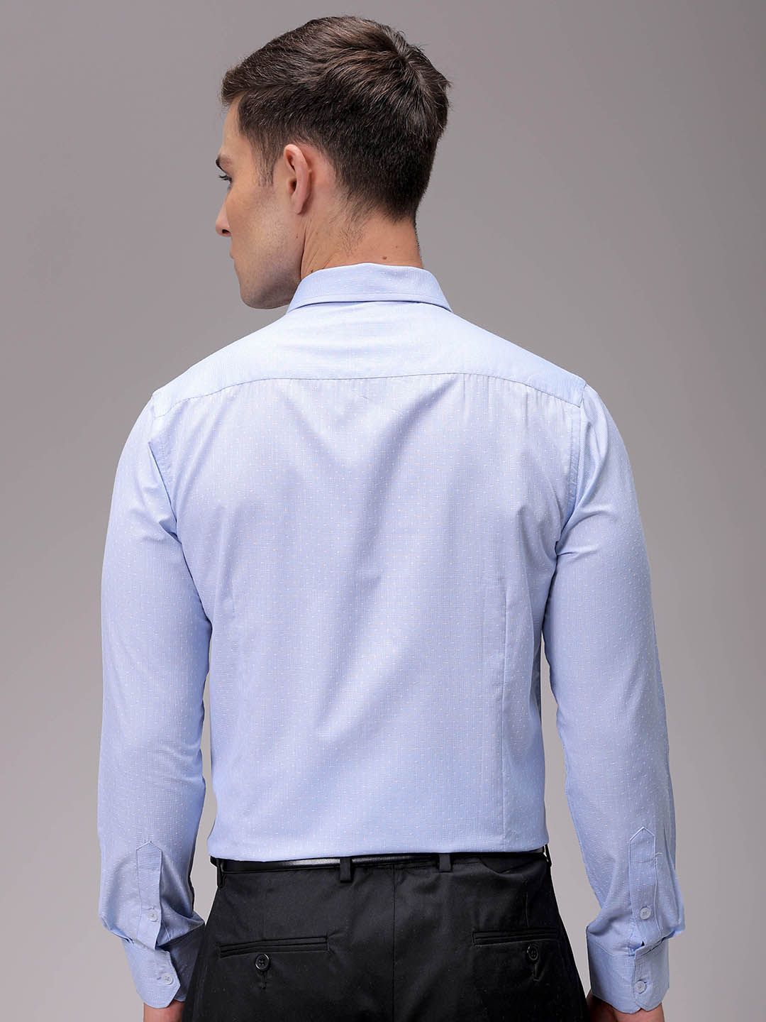 The Indian Garage Co. X Luxe Men Slim Fit Opaque Checked Formal Shirt