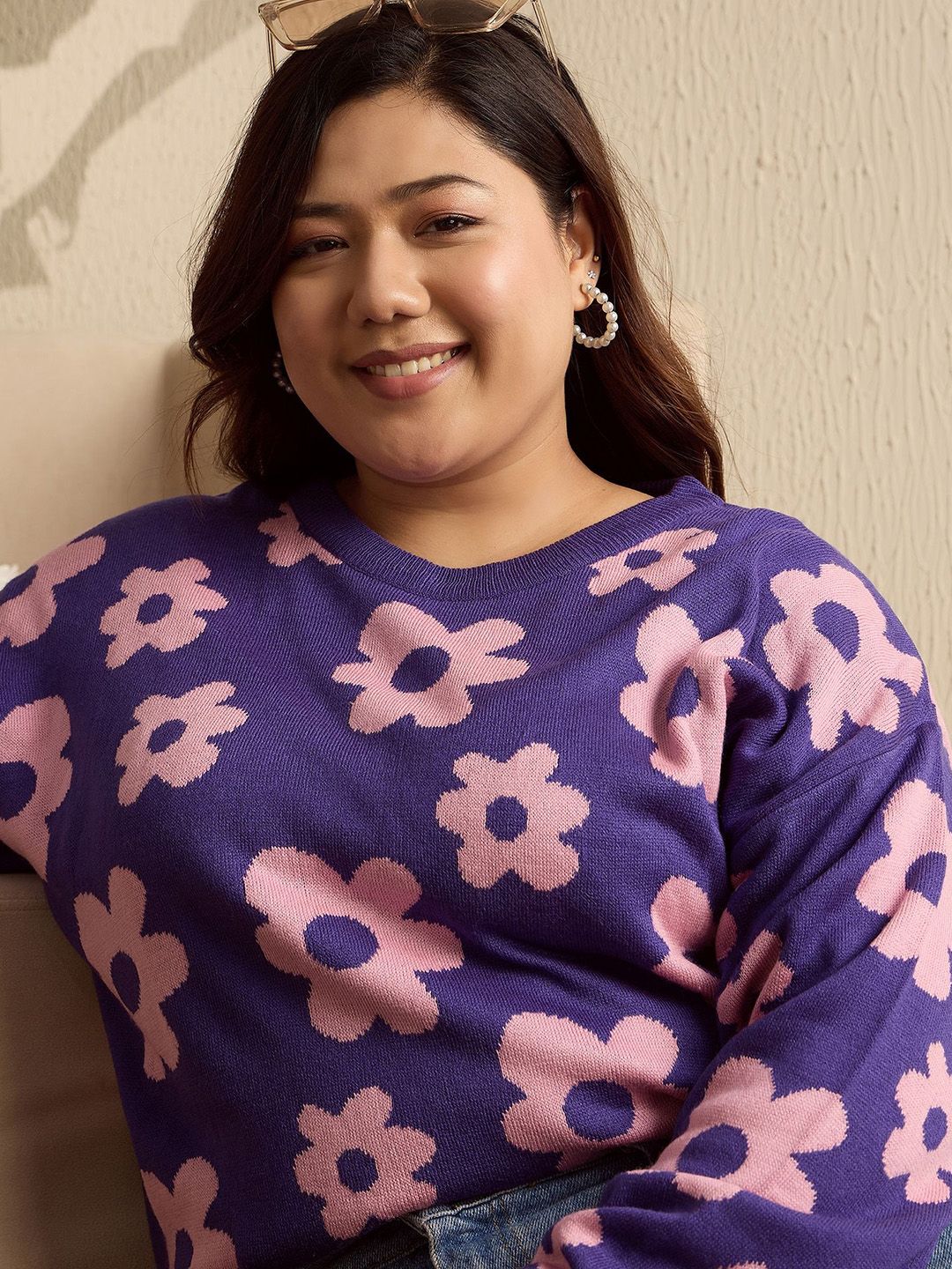 Berrylush Curve Women Floral Printed Round Neck Long Sleeves Plus Size Pullover