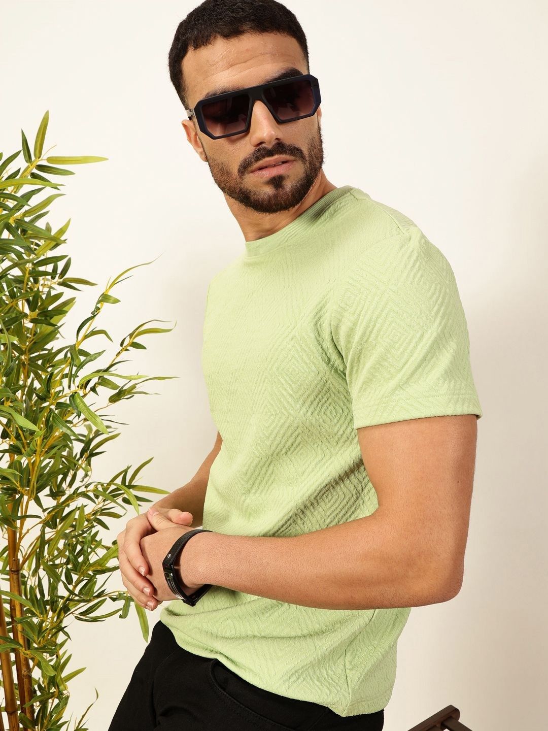 Thomas Scott Men Anti Odour Solid Round Neck T-Shirt