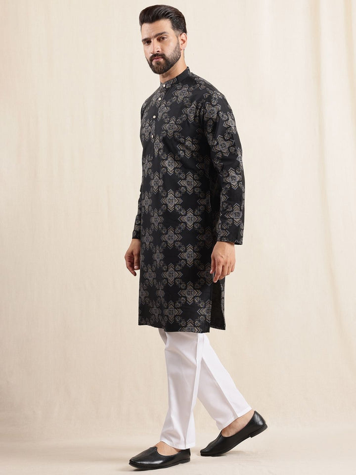 Anouk Men Printed Regular Kurta with Pyjamas