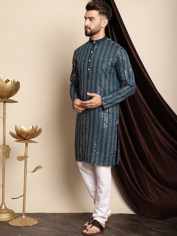 Kolar Jalur Sulam Anouk Berlabuci Kapas Tulen Kurta Biasa dengan Churidar