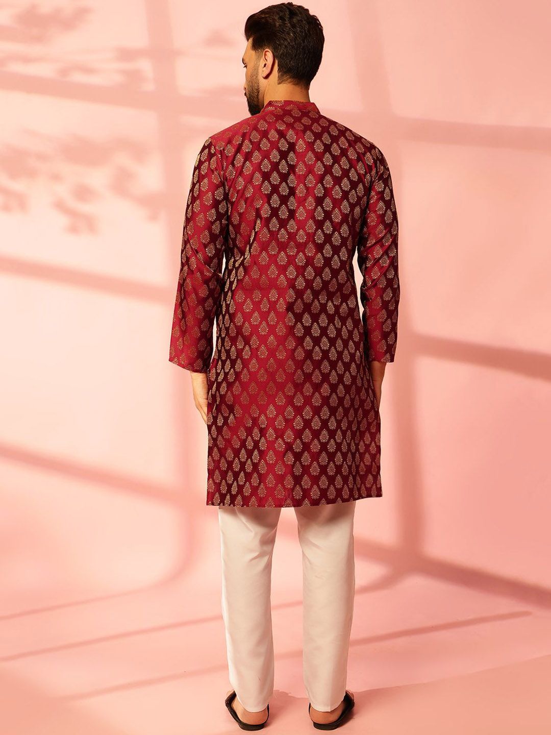 Anouk Ethnic Motifs Woven Design Mandarin Collar Straight Kurta