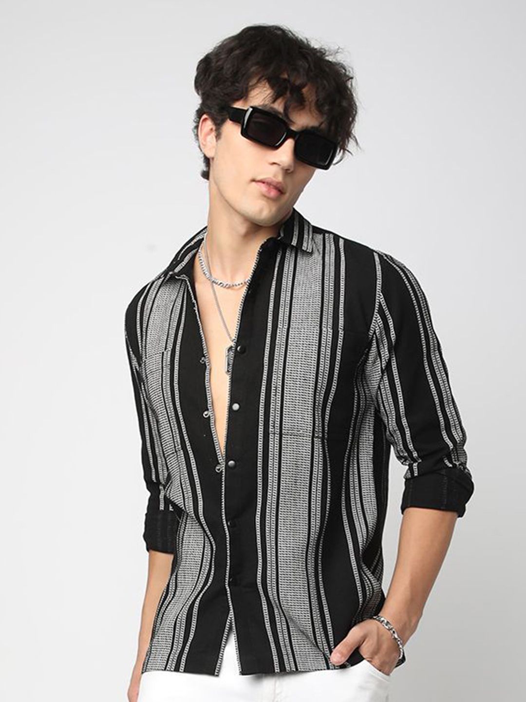 VASTRADO Men Classic Spread Collar Multi Striped Cotton Slim Fit Casual Shirt