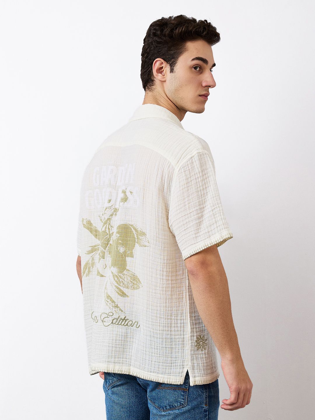 SPYKAR Men Relaxed Fit Cuban Collar Textured Cotton Casual Shirt