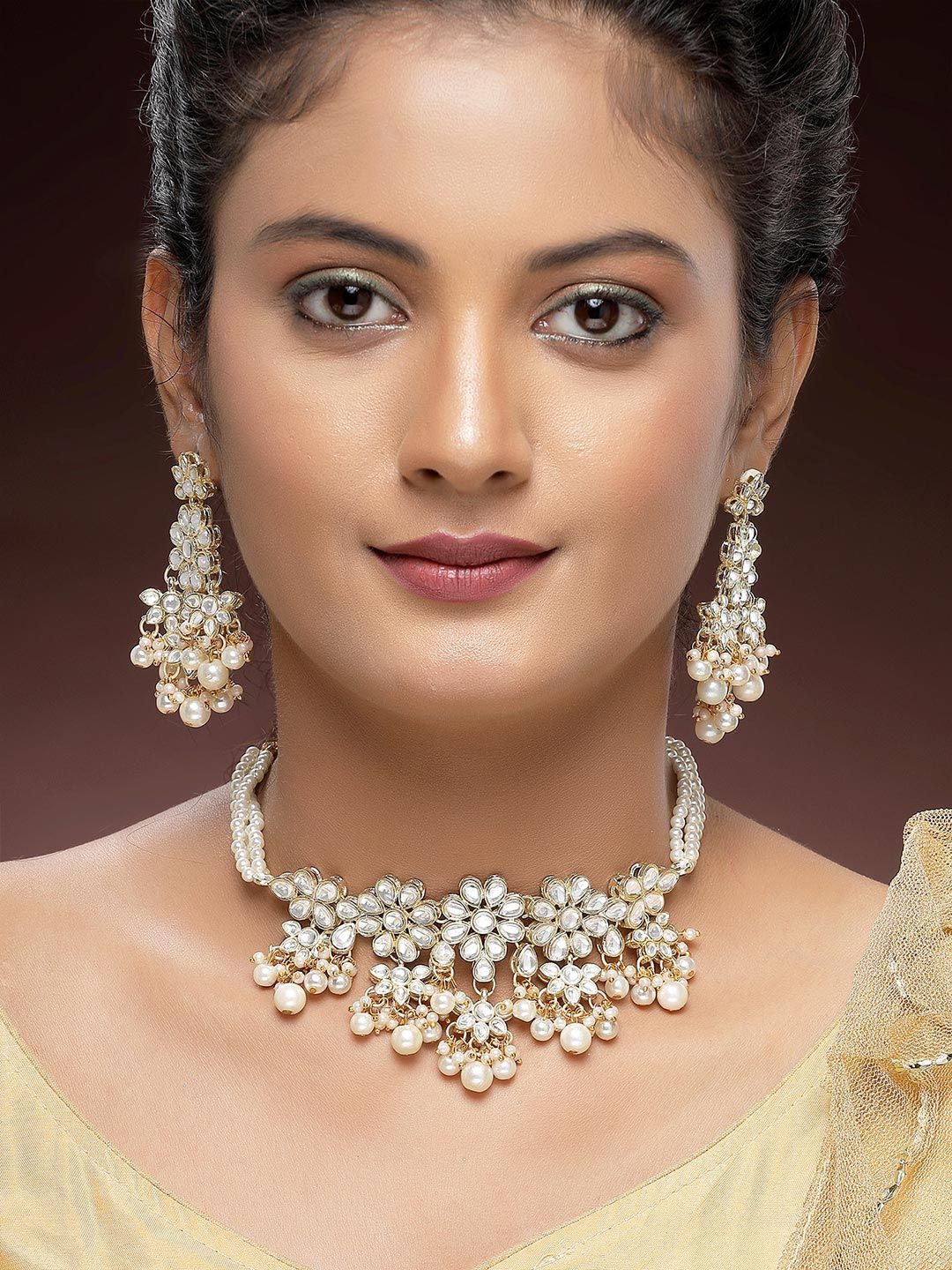 Karatcart Kundan-berlapis emas Kundan & Pearl Beaded Jewellery Set
