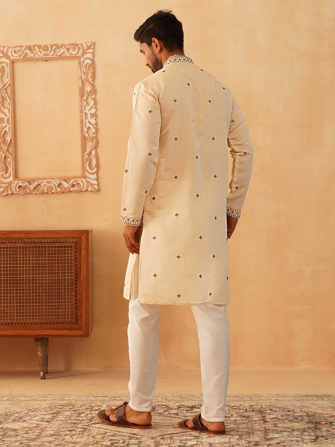Jompers Floral Embroidered Sequinned Straight Kurta with Pyjamas