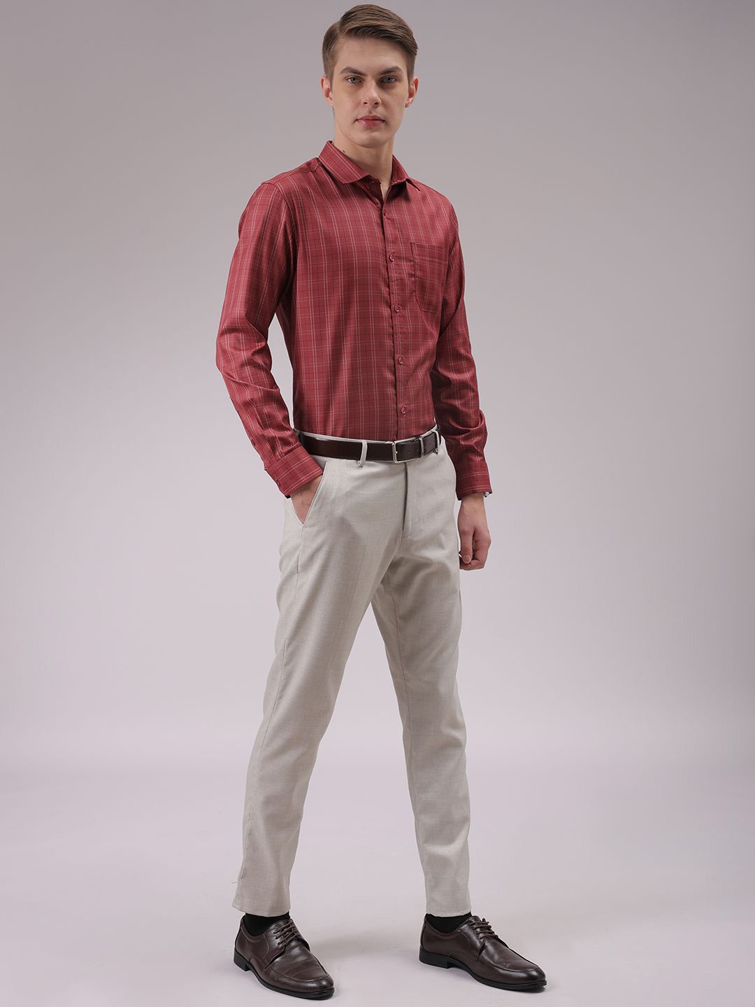 The Indian Garage Co. X Luxe Men Cutaway Collar Checked Slim Fit Formal Shirt
