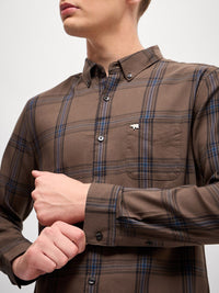 THE BEAR HOUSE Men Button-Down Collar Checked Cotton Slim Fit Casual Shirt