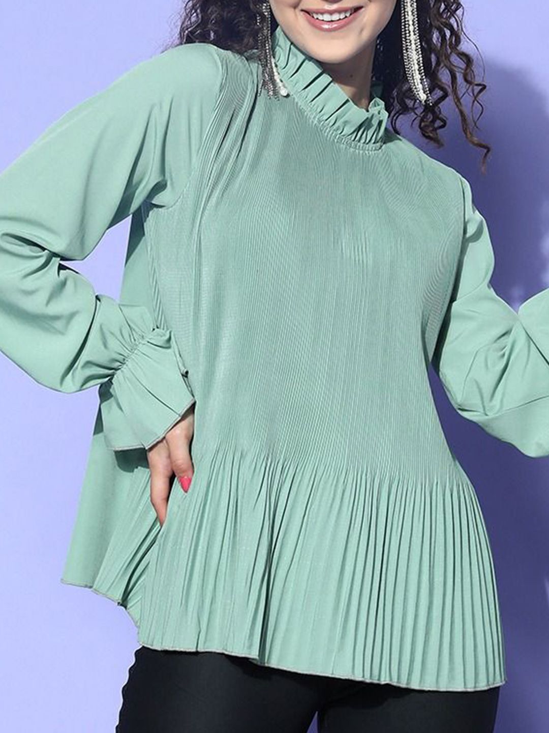 Berrylush Bishop Sleeves Ruffles Top