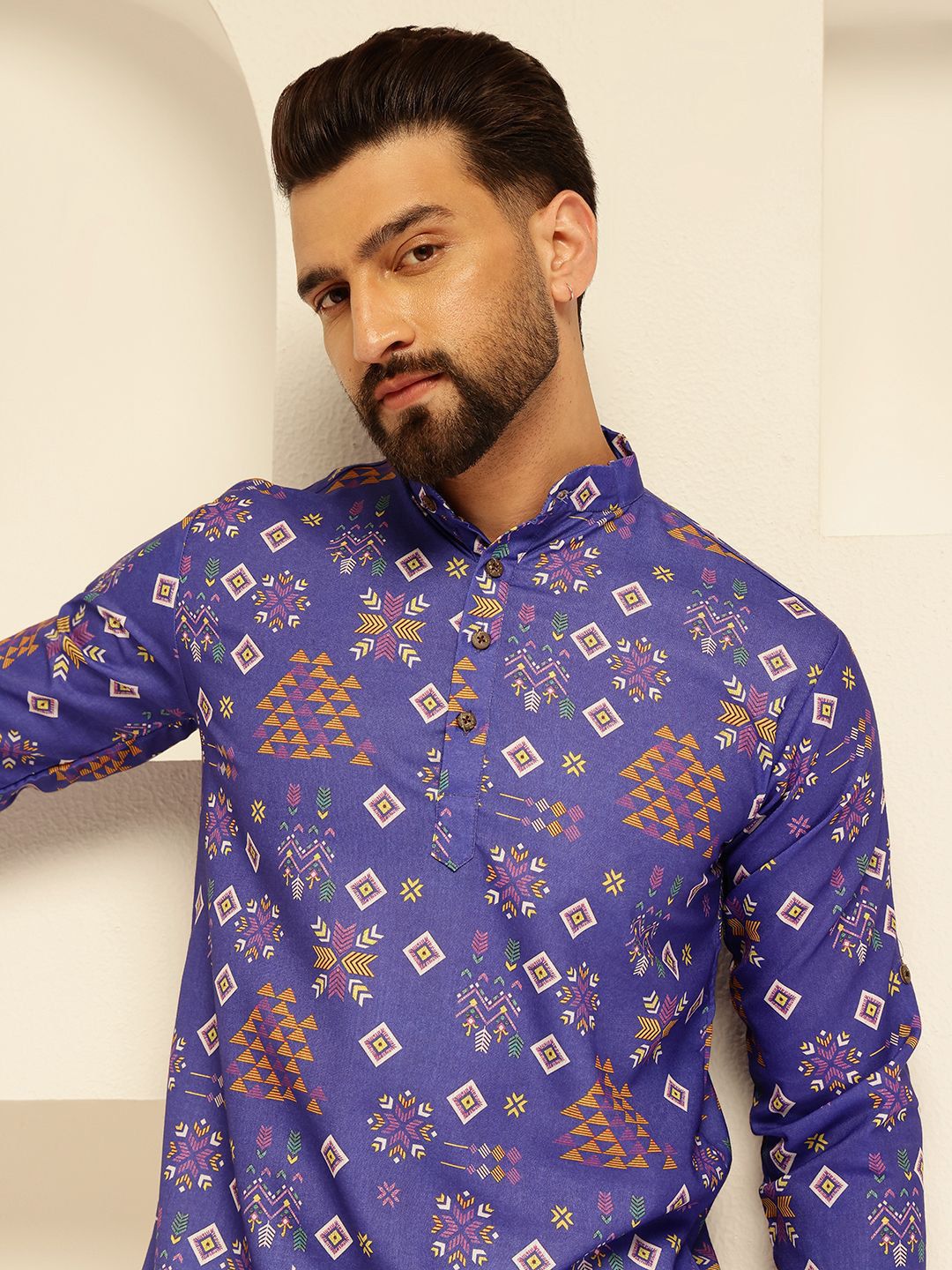 SOJANYA Motif Etnik Printed Cotton Straight Short Kurta