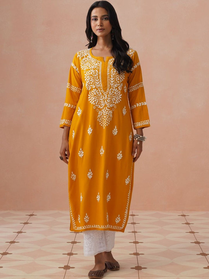 Rumah Wanita Chikankari Motif Etnik Bersulam Chikankari Cetakan Indie Kurta