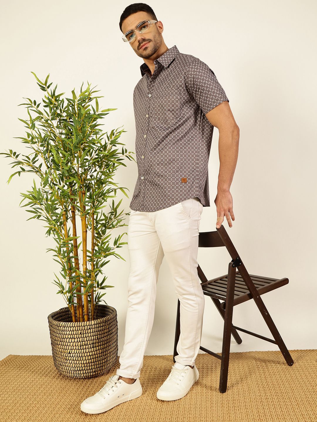 Thomas Scott Men Smart Spread Collar Micro Ditsy Printed Pure Cotton Casual Shirt