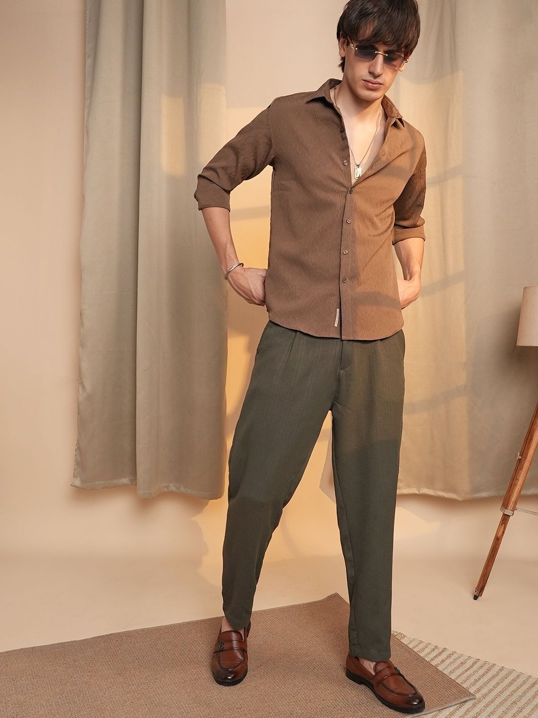 Kampus Sutra Lelaki selesa bertekstur baju kasual
