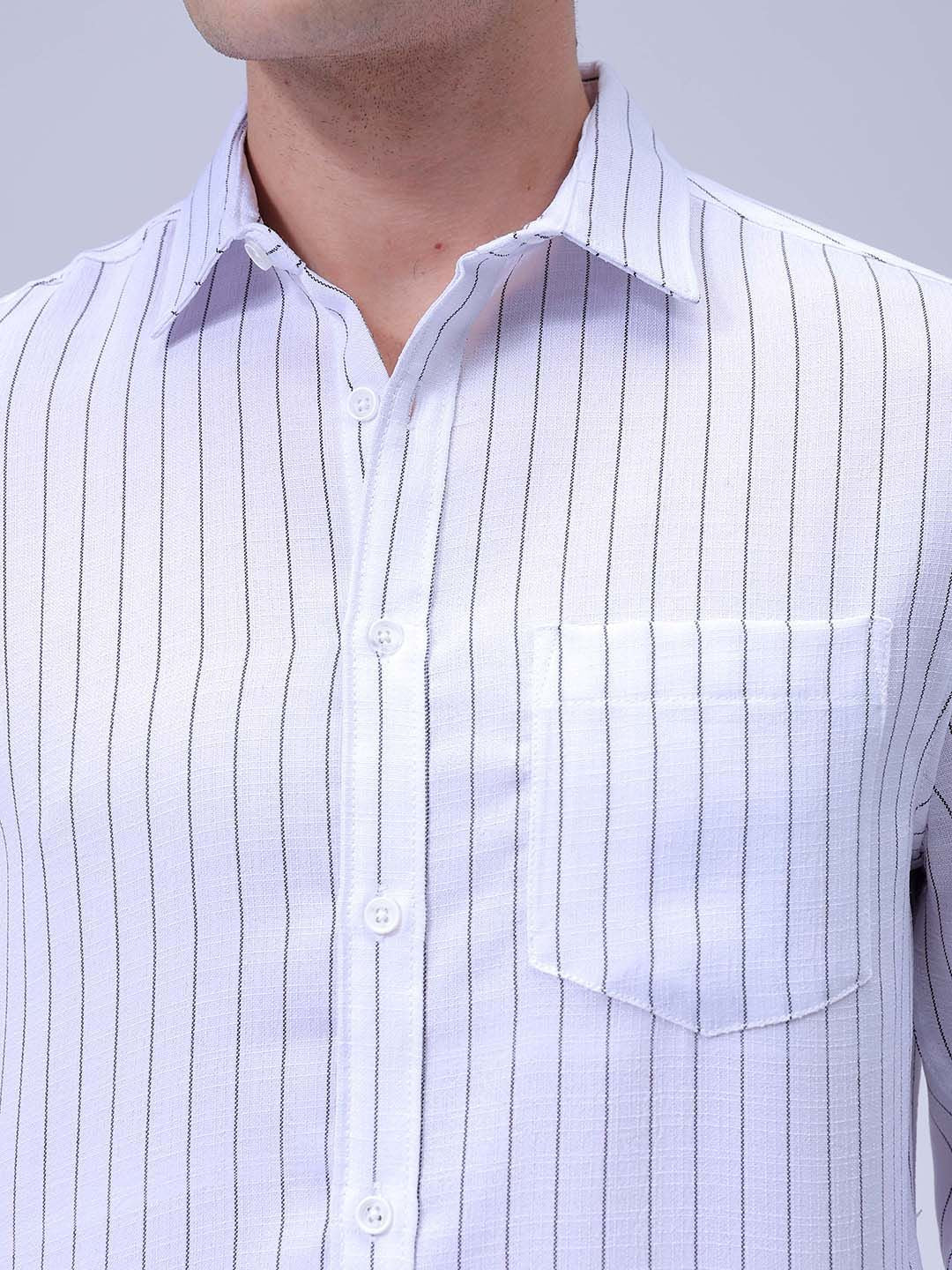The Indian Garage Co Men Slim Fit Spread Collar Vertical Striped Casual Shirt